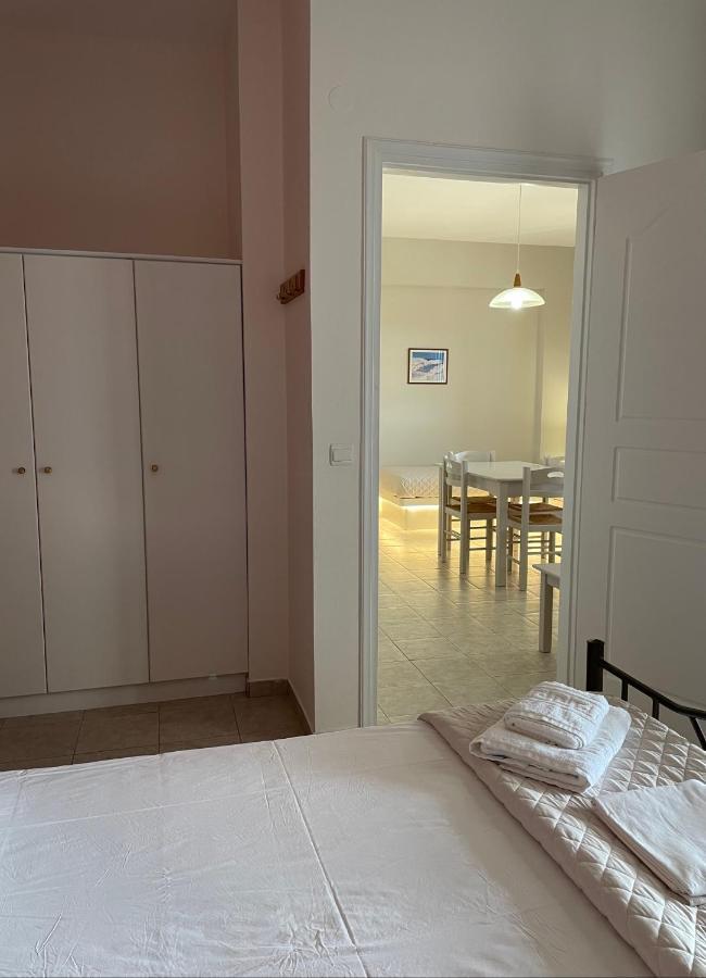 Kyklades Aparthotel อาจิออส ไอออนนิส ภายนอก รูปภาพ